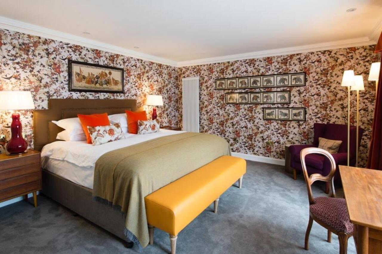 德文郡花园杜文酒店 格拉斯哥 外观 照片 A bedroom at the hotel