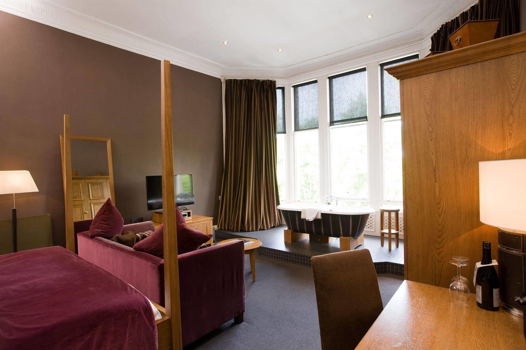 德文郡花园杜文酒店 格拉斯哥 外观 照片 A suite at the hotel